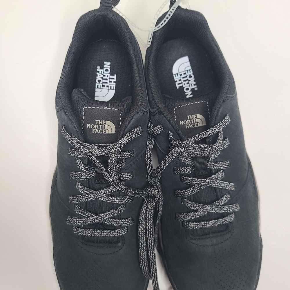 Mens The North Face Larimer II Lace Trail shoes size 10